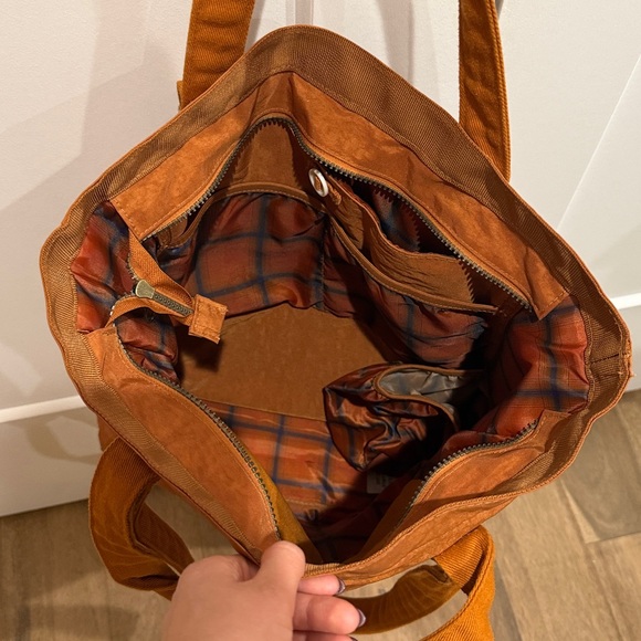 Thread Utility Tote - Picture 3 of 4